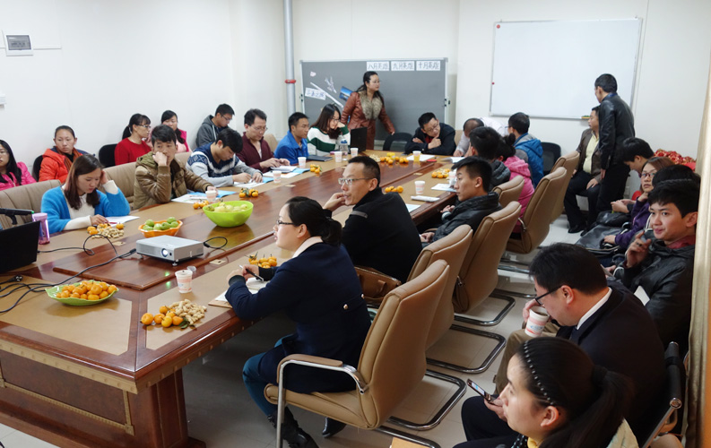 目前天度客戶沙龍已順利舉行4期，我們將一直秉承全公益、凈干貨、不推銷產(chǎn)品的理念，助力天度新老客戶開展網(wǎng)絡(luò)營銷和移動互聯(lián)網(wǎng)營銷。