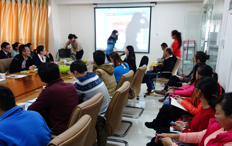 目前天度客戶沙龍已順利舉行4期，我們將一直秉承全公益、凈干貨、不推銷產(chǎn)品的理念，助力天度新老客戶開展網(wǎng)絡(luò)營銷和移動互聯(lián)網(wǎng)營銷。