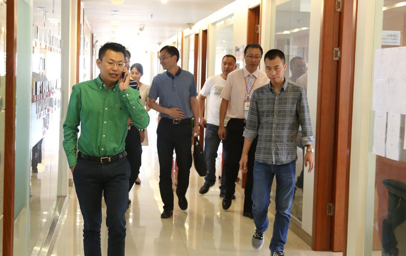 重慶天度網(wǎng)絡(luò)信息技術(shù)有限公司作為天度集團(tuán)子公司，投資規(guī)模為1000萬(wàn)元，其技術(shù)研發(fā)基地規(guī)模將達(dá)到200人左右